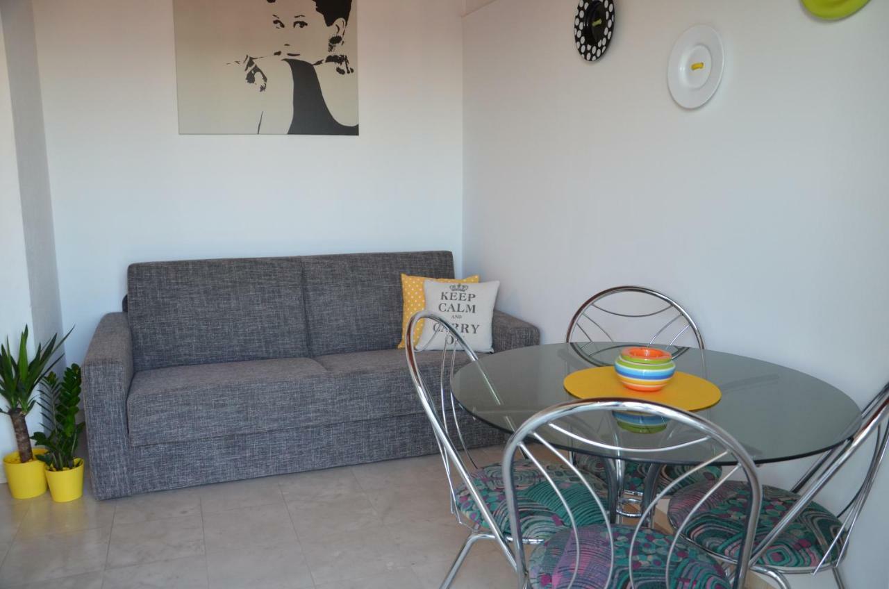 Luana Apartment Милна Экстерьер фото